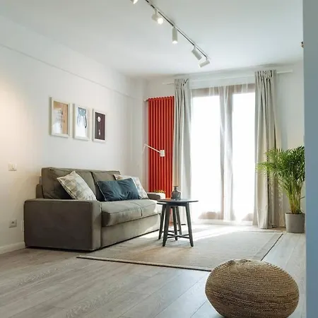 Sunny 2br Flat - Old Town View * Bükreş