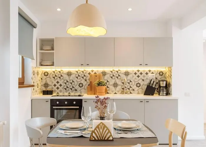 Apartman Sunny 2br Flat - Old Town View *