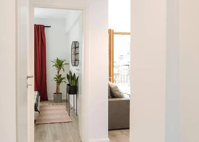 Appartement Sunny 2br Flat - Old Town View