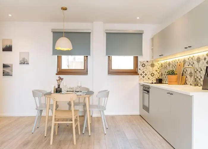 Appartement Sunny 2br Flat - Old Town View *