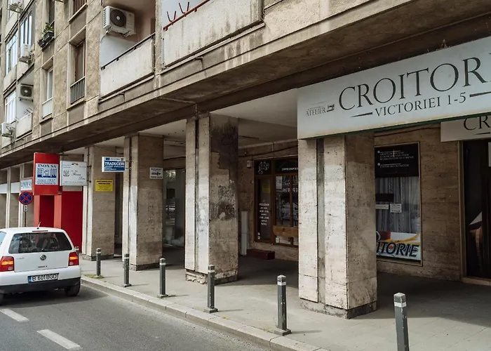 Sunny 2br Flat - Old Town View